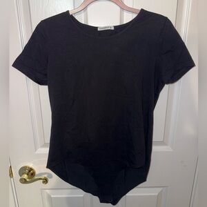 Mangopop Black Short Sleeve Bodysuit. Size XL